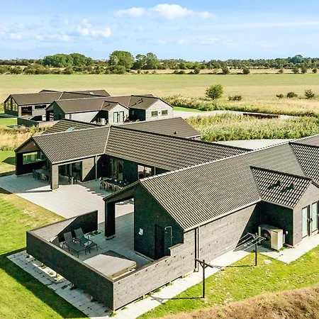 Ferienhaus 5 Star In *